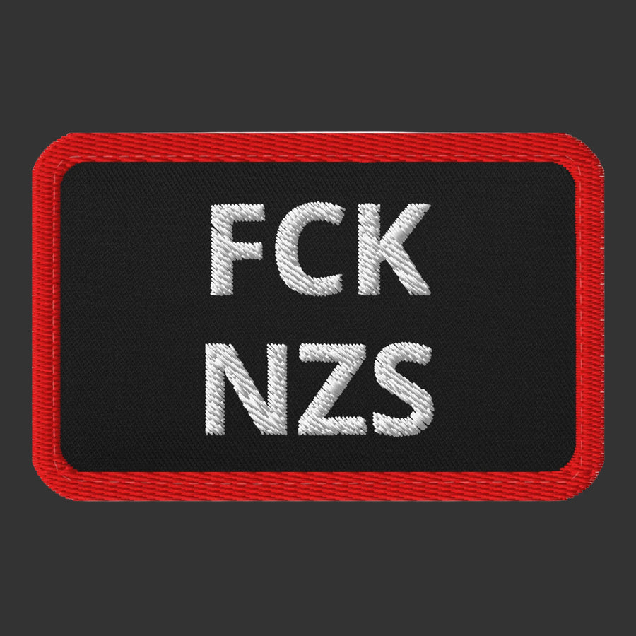161.SHARP FCK NZS Klett-Patch — Bestickter Tactical-Patch, schwarz mit rotem Rand, Vorderseite