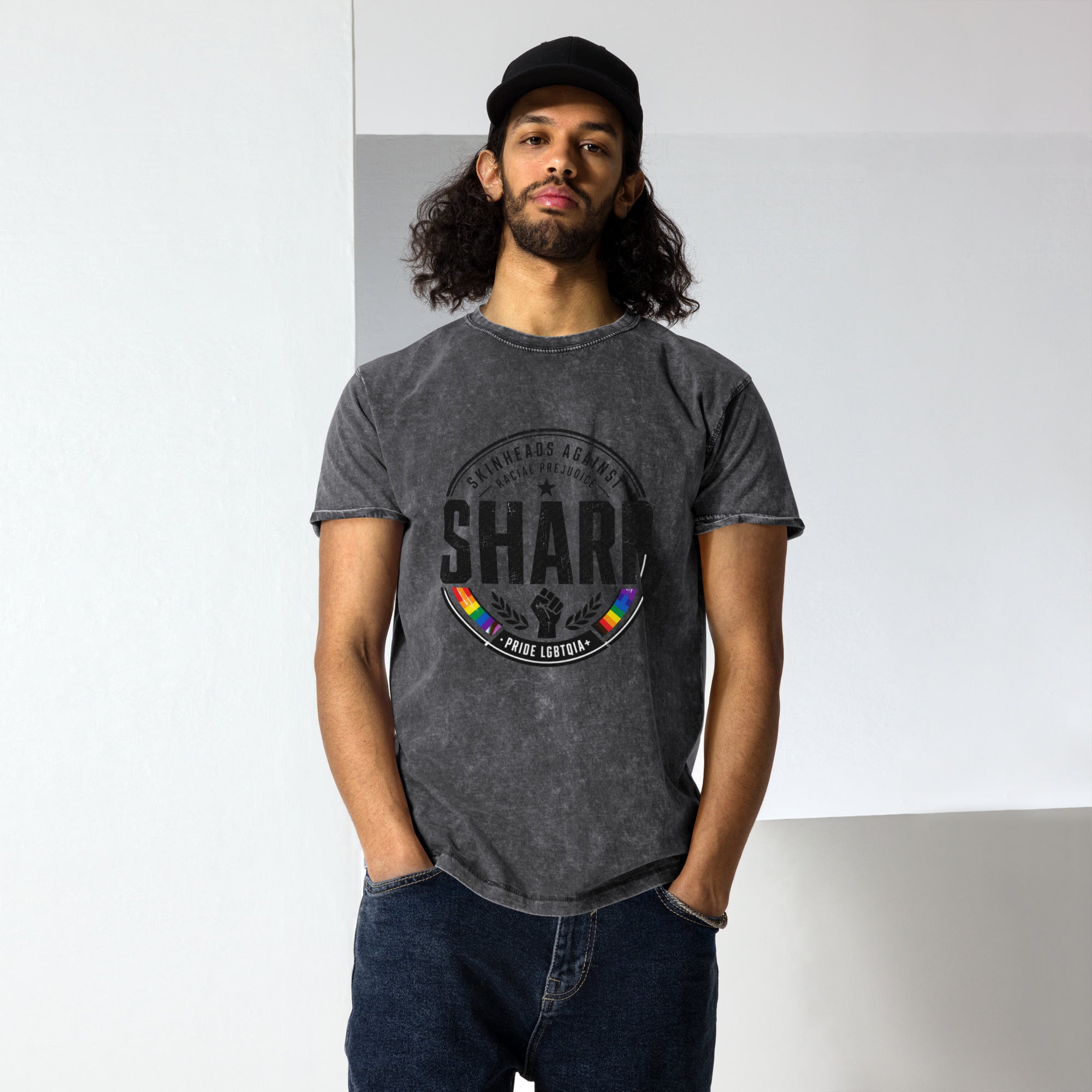 Denim-T-Shirt SHARP Pride Statement – Vorderseite – 161.sharp